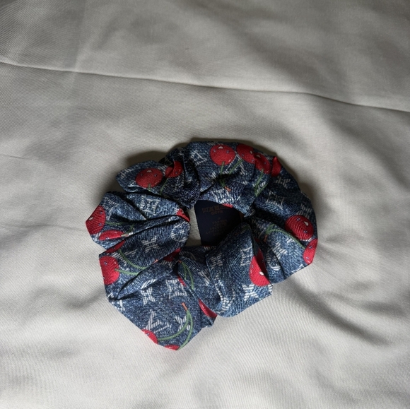 Louis Vuitton x Takashi Murakami Denim Cherry Scrunchie - Picture 1 of 3